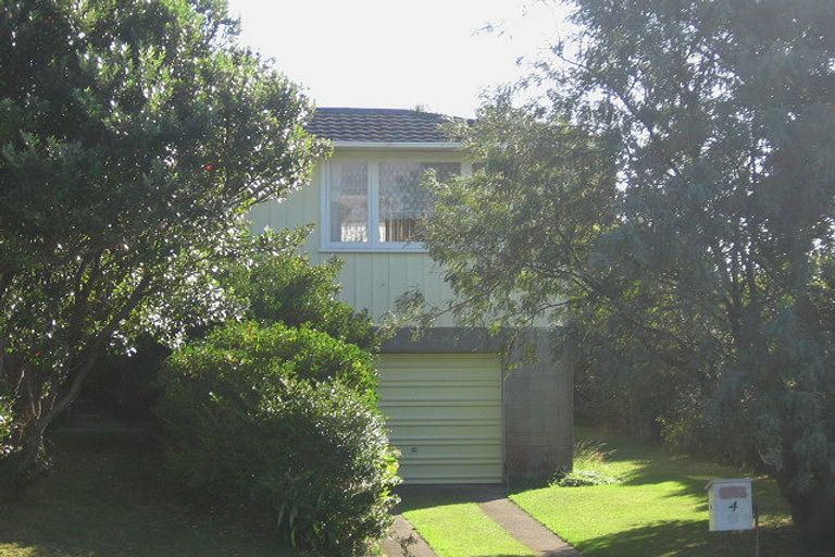 Photo of property in 4 Pope Street, Camborne, Porirua, 5026