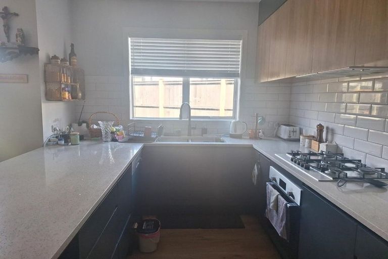 Photo of property in 45 Vinistra Road, Kumeu, 0810