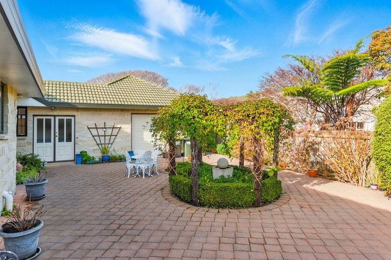 Photo of property in 7 Maple Lane, Waikanae, 5036