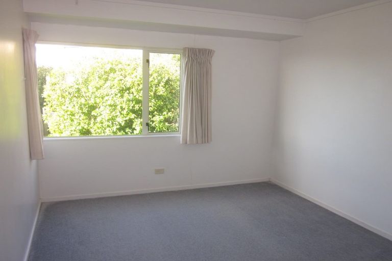 Photo of property in 60a Redwing Street, Browns Bay, Auckland, 0630