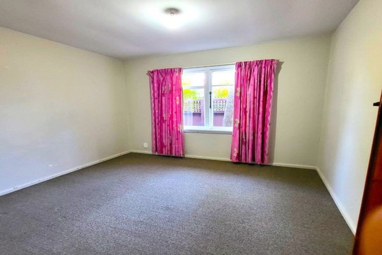 Photo of property in 294 Withells Road, Avonhead, Christchurch, 8042