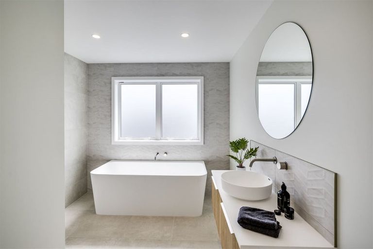 Photo of property in 38b Aspiring Drive, Poraiti, Napier, 4112