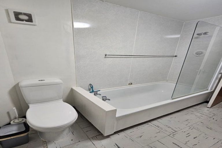 Photo of property in Mansfield Towers, 1 Grant Road, Thorndon, Wellington, 6011