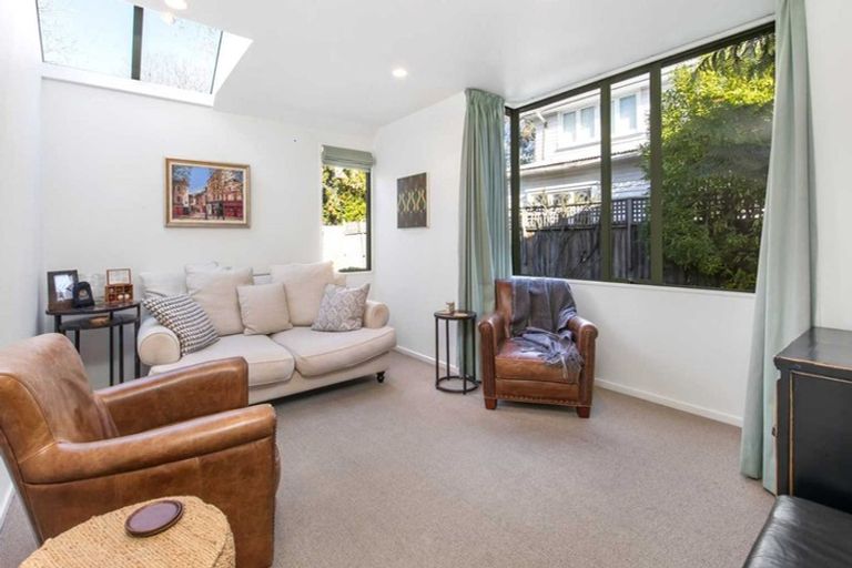 Photo of property in 16a Saint Albans Street, St Albans, Christchurch, 8014