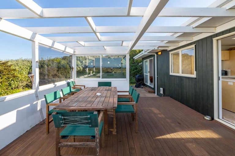 Photo of property in 6 Beach Road, Flat Point, Masterton, 5883