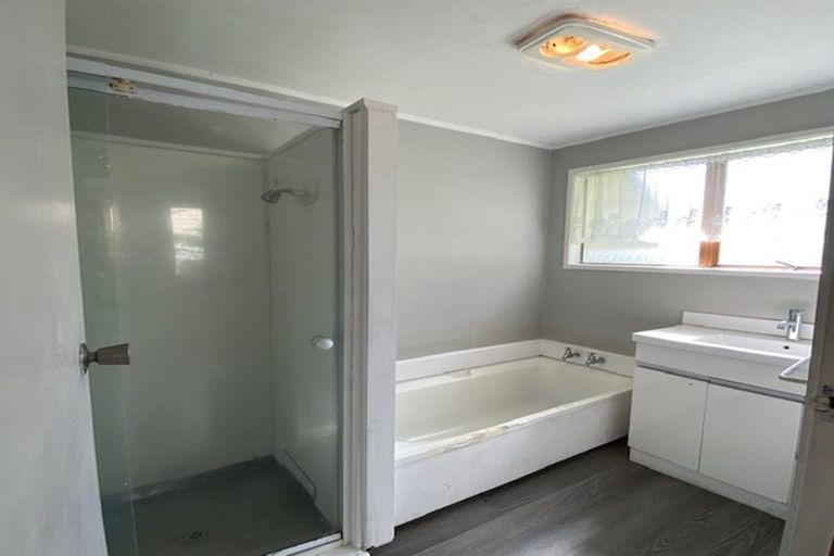 Photo of property in 29 Luanda Drive, Ranui, Auckland, 0612