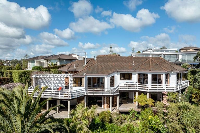 Photo of property in 16 Tainui Road, Cockle Bay, Auckland, 2014