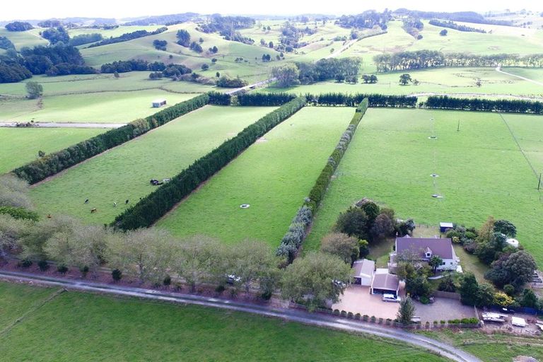 Photo of property in 449 School Road, Tomarata, Wellsford, 0974