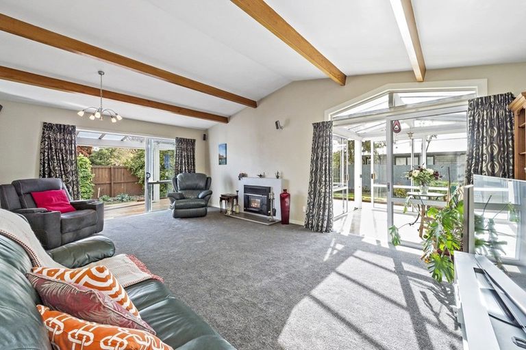 Photo of property in 6 Palmer Street, Rangiora, 7400