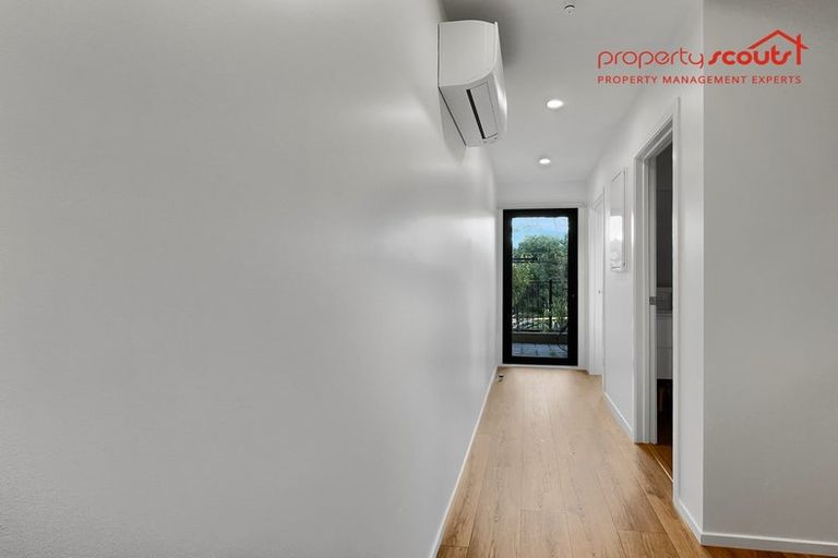 Photo of property in 9/28 Westgate Drive, Westgate, Auckland, 0614