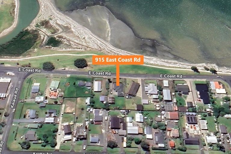 Photo of property in 915 East Coast Road, Kaiaua, Pokeno, 2473