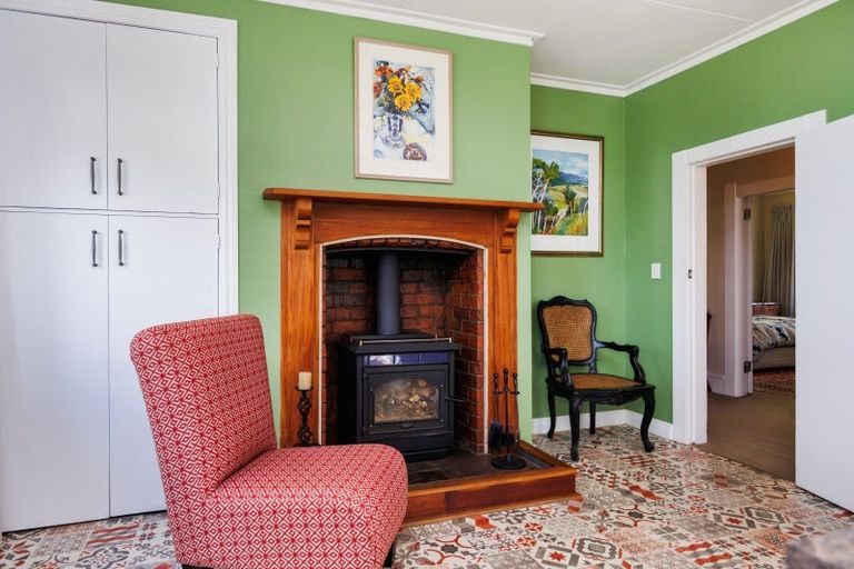 Photo of property in 6 Griffins Road, Marton, 4788