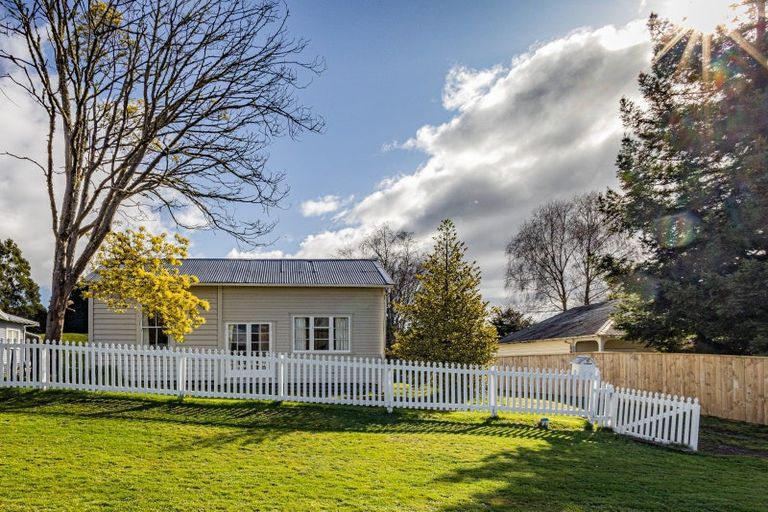 Photo of property in 6 Islington Street, Raetihi, 4632