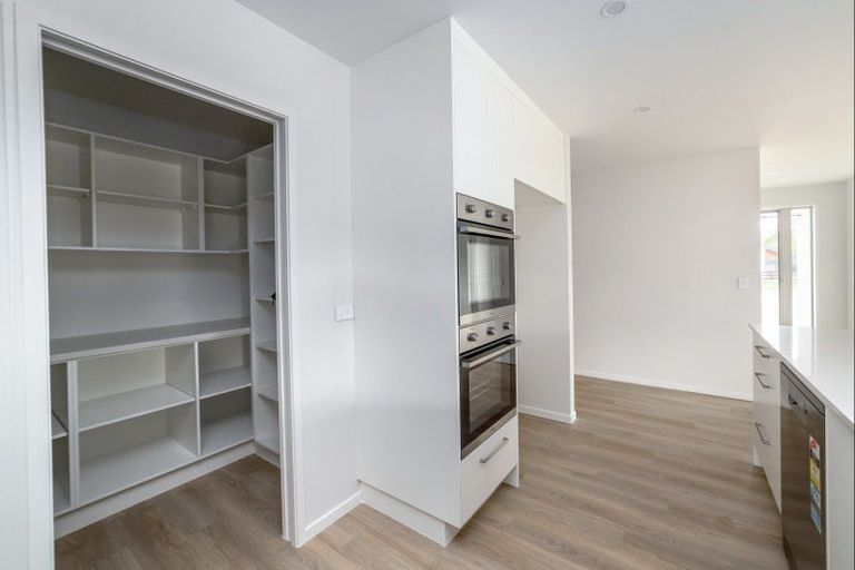 Photo of property in 18 Farley Avenue, Greytown, 5712