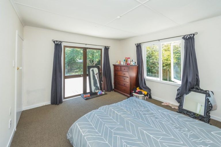 Photo of property in 66 Parkes Avenue, Saint Johns Hill, Whanganui, 4501