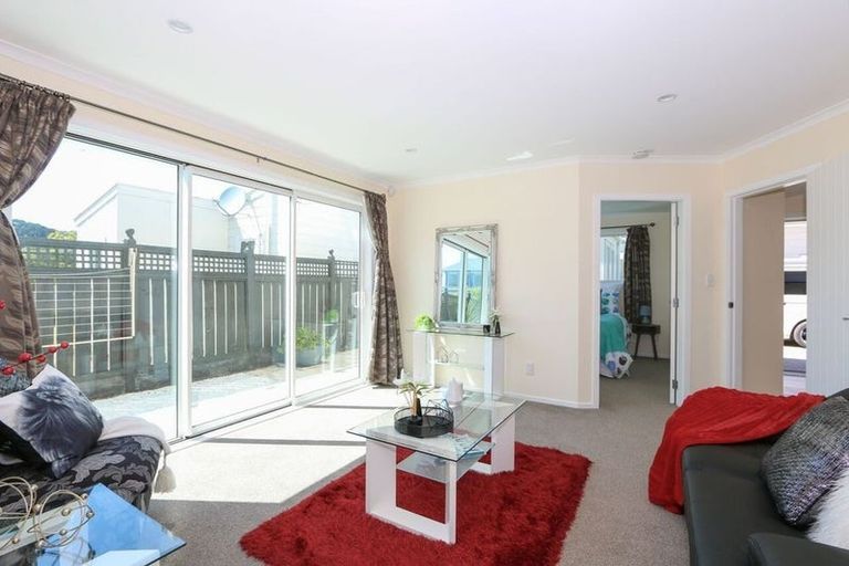 Photo of property in 10b Te Wharepouri Street, Berhampore, Wellington, 6023