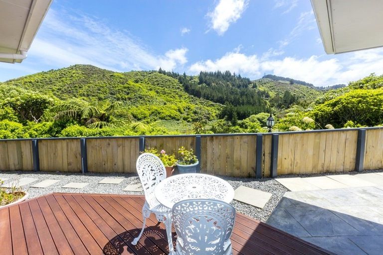 Photo of property in 20 Ormrod Grove, Riverstone Terraces, Upper Hutt, 5018