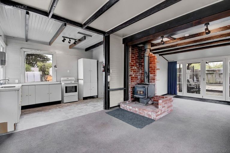 Photo of property in 2/6 Drake Street, New Brighton, Christchurch, 8061