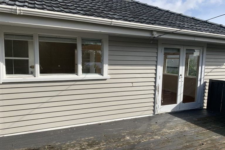 Photo of property in 10 Watea Road, Torbay, Auckland, 0630