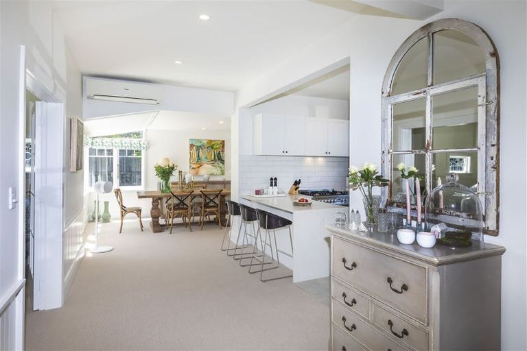 Photo of property in 205 Blighs Road, Strowan, Christchurch, 8052