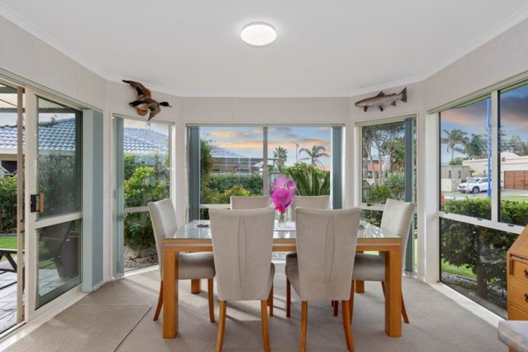 Photo of property in 82 Santa Monica Drive, Papamoa Beach, Papamoa, 3118