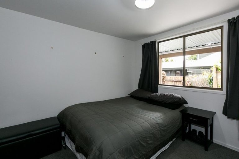 Photo of property in 17 Busby Hill, Havelock North, 4130