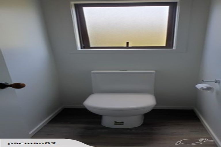 Photo of property in 1/77 Hebron Road, Waiake, Auckland, 0630