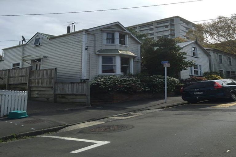 Photo of property in 11 Cottleville Terrace, Thorndon, Wellington, 6011