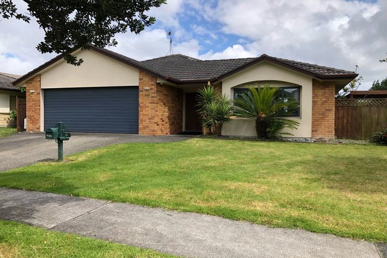 Photo of property in 37 Croftview Road, Wattle Downs, Auckland, 2103