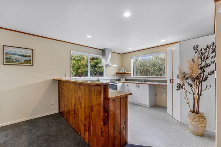 Photo of property in 2/56 Lavery Place, Sunnynook, Auckland, 0632