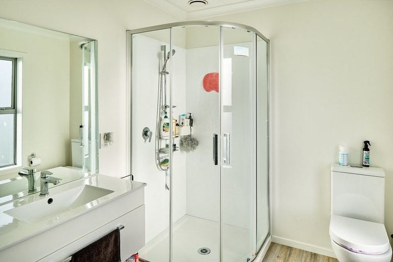 Photo of property in 8 Taiko Place, Kenepuru, Porirua, 5022