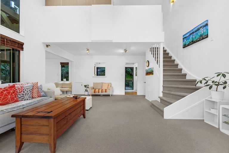 Photo of property in 576c South Titirangi Road, Titirangi, Auckland, 0604