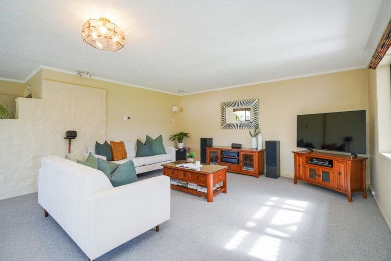 Photo of property in 211 Dunns Road, Otatara, Invercargill, 9879