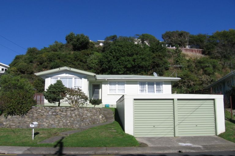 Photo of property in 56 Beazley Avenue, Paparangi, Wellington, 6037