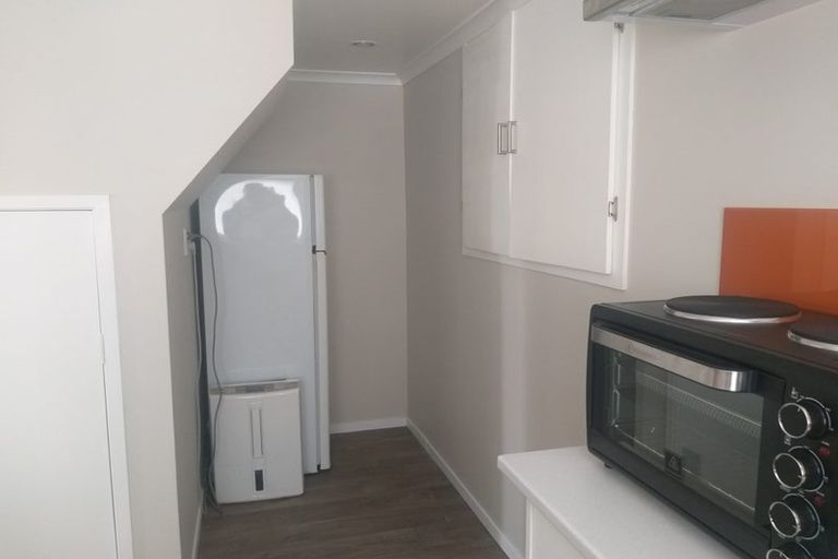 Photo of property in 25 Beulah Avenue, Rothesay Bay, Auckland, 0630