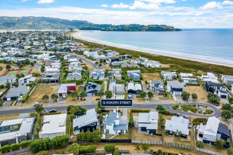 Photo of property in 12 Kokopu Street, Omaha, 0986