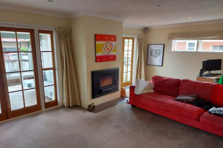 Photo of property in 5 Collingwood Street, Waterloo, Lower Hutt, 5011