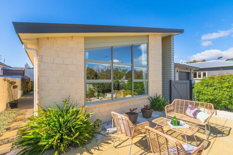 Photo of property in 4b Huia Road, Raumati Beach, Paraparaumu, 5032