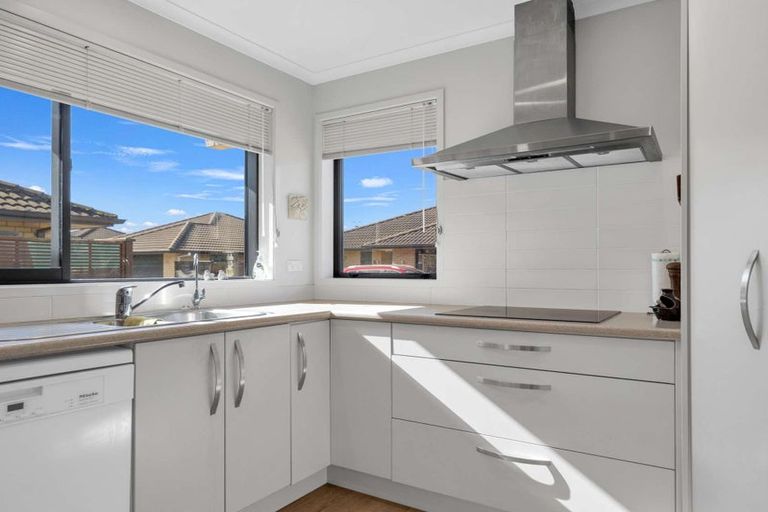 Photo of property in 63b Malta Crescent, Katikati, 3129