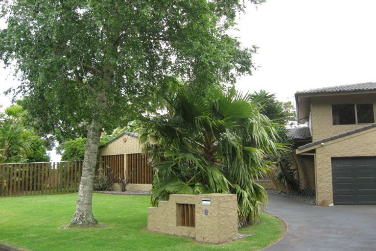 Photo of property in 2 Bacardi Place, Conifer Grove, Takanini, 2112