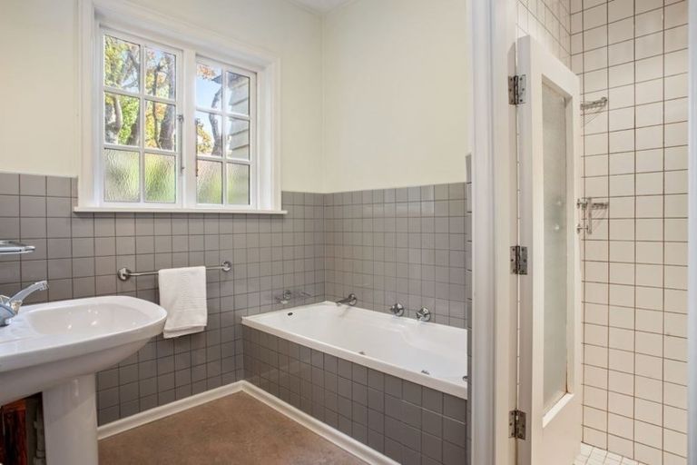 Photo of property in 200 Riccarton Road, Riccarton, Christchurch, 8041