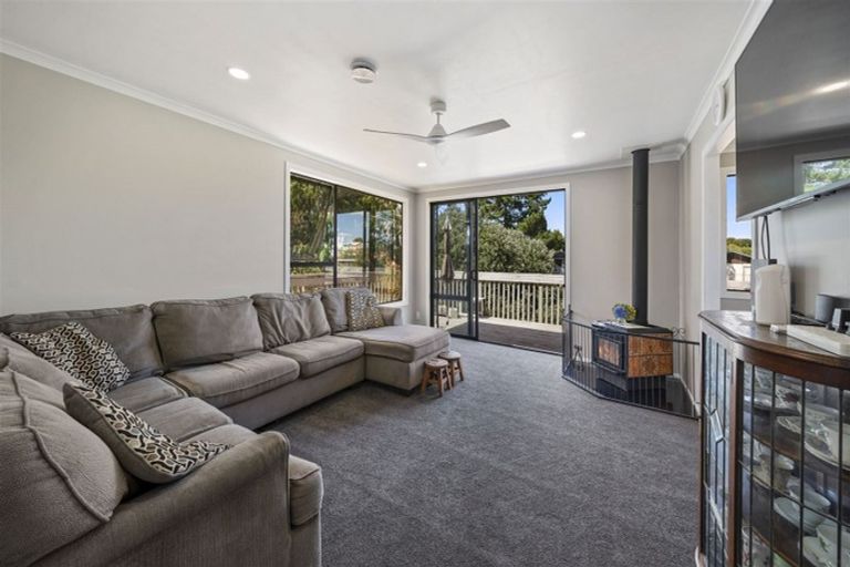 Photo of property in 25 Ferndown Avenue, Papatoetoe, Auckland, 2025