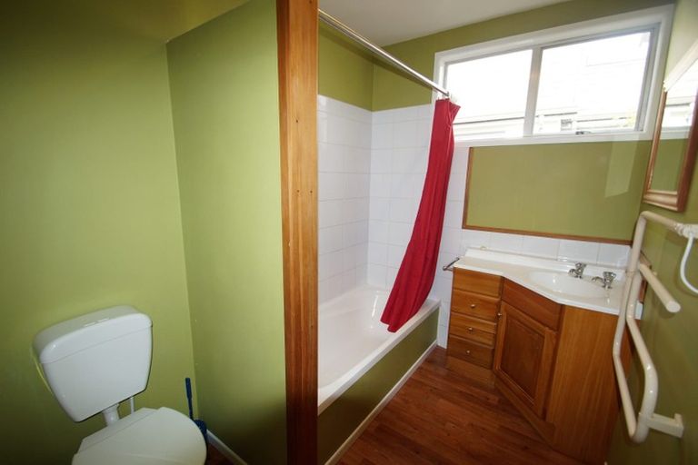 Photo of property in 8 Newbury Street, Awapuni, Palmerston North, 4412