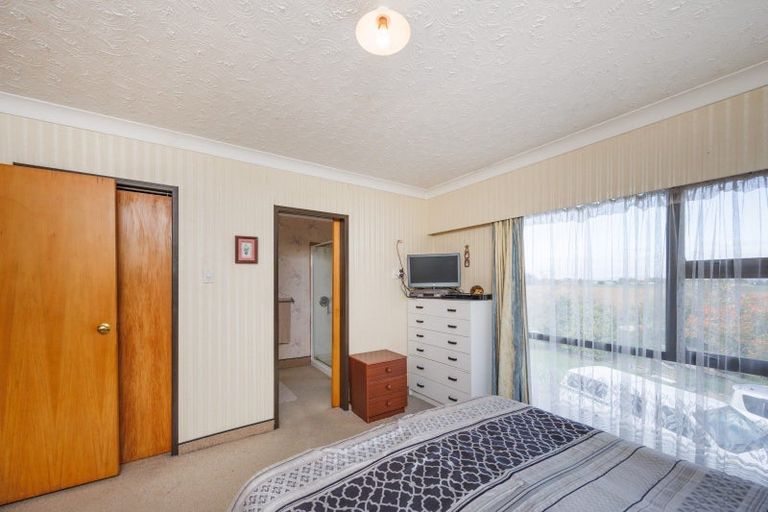 Photo of property in 82 Flygers Line, Milson, Palmerston North, 4478