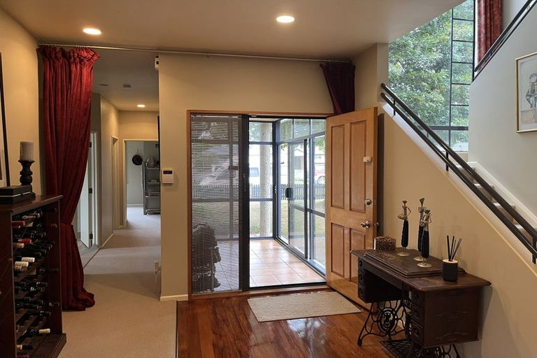 Photo of property in 39 Abby Road, Fitzherbert, Palmerston North, 4410