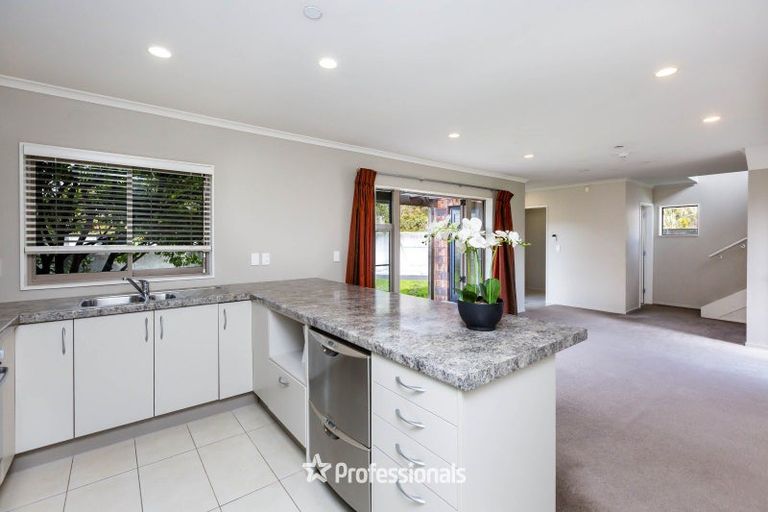 Photo of property in 64 Evergreen Crescent, Trentham, Upper Hutt, 5018