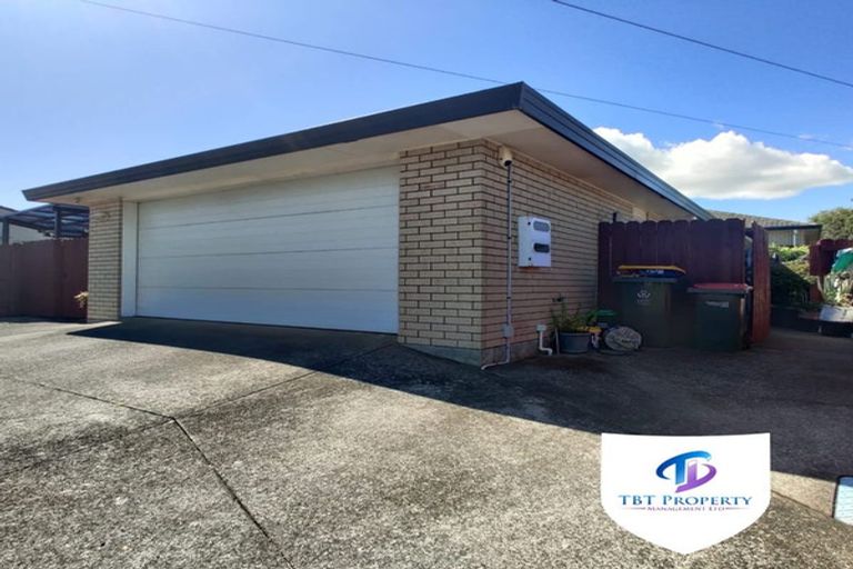 Photo of property in 20 Ksenia Drive, Flat Bush, Auckland, 2019