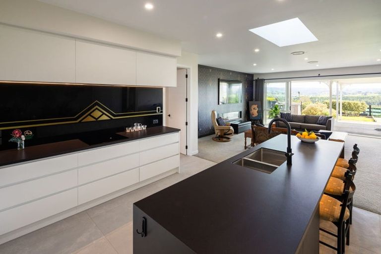 Photo of property in 300 Grove Road, Te Pahu, Hamilton, 3285