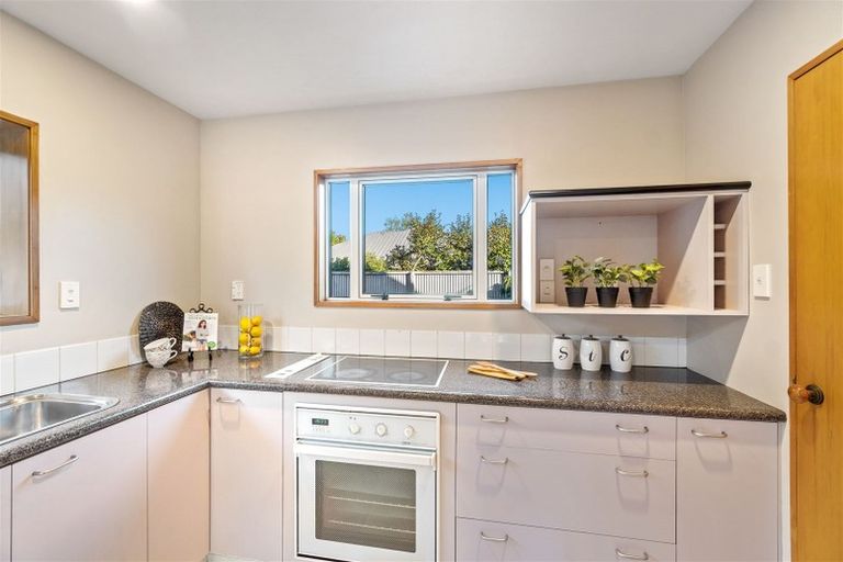 Photo of property in 11b Nutfield Lane, Cashmere, Christchurch, 8022