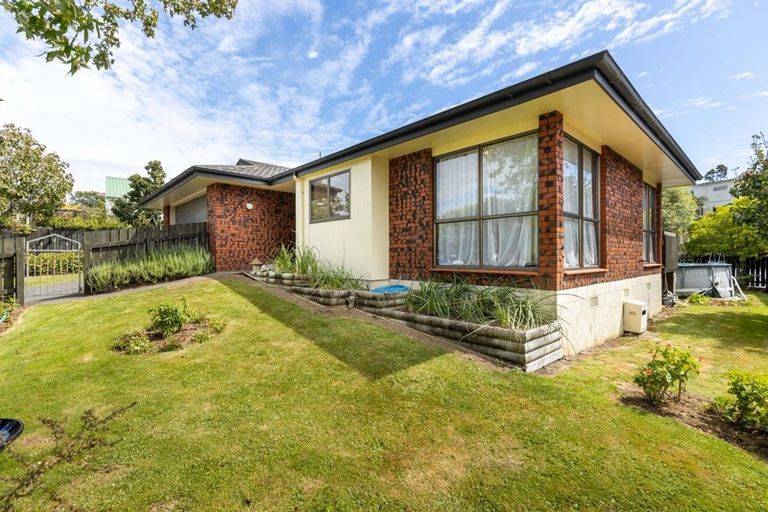 Photo of property in 85 Heta Road, Highlands Park, New Plymouth, 4312